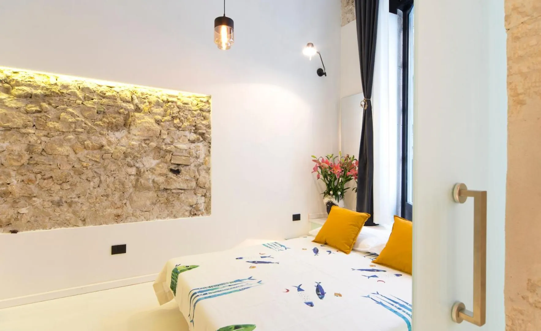 Suite44 Ortigia Syracuse 0*,  Italy